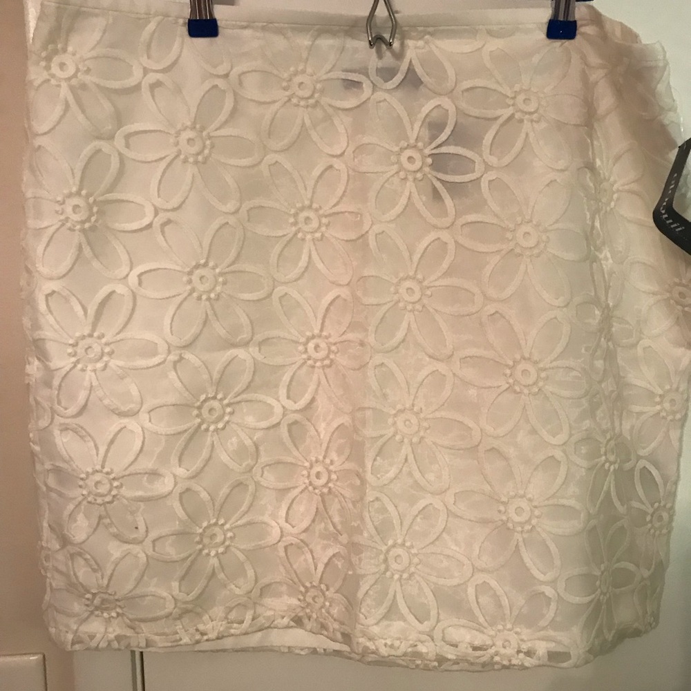 ELOQUII cream sheer embroidered flowers skirt